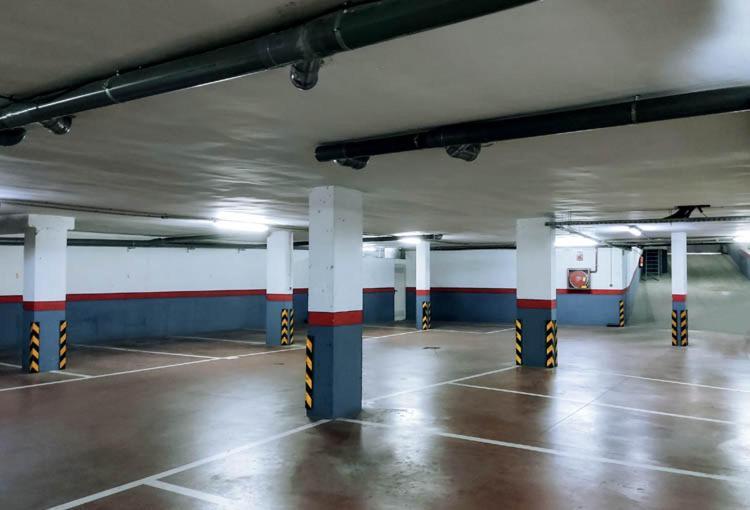 Hostal Plaza Mayor Torrejón de Ardoz Eksteriør bilde