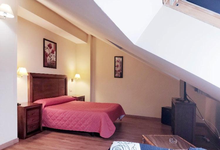 Hostal Plaza Mayor Torrejón de Ardoz Eksteriør bilde