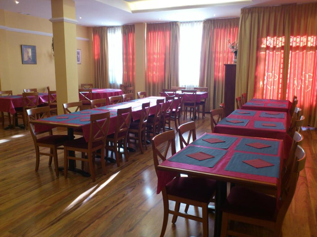 Hostal Plaza Mayor Torrejón de Ardoz Eksteriør bilde